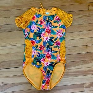 Girls one piece swimsuit